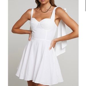 BRAND NEW Showpo Sundress